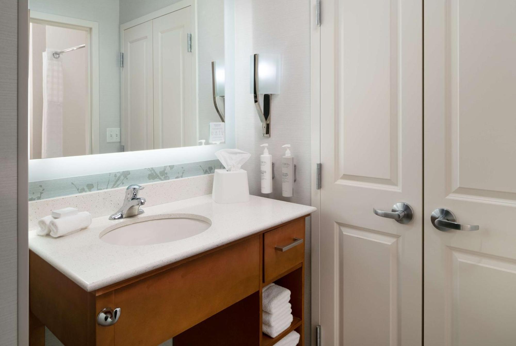 Homewood Suites By Hilton Gateway Hills Nashua Eksteriør billede